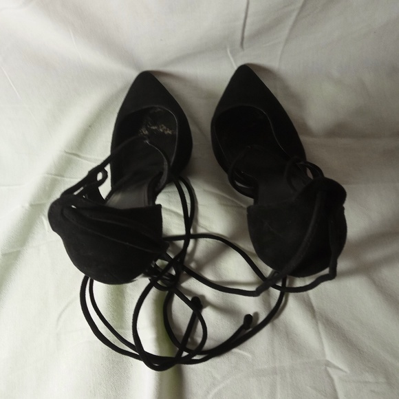 Black High Heels Size 11 - Picture 6 of 6